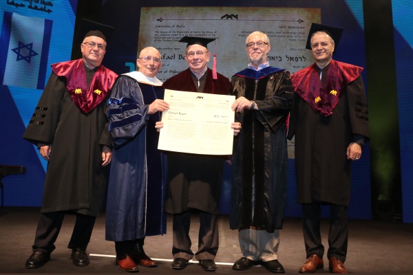 מימין: עימאד תלחמי, פרופ' מש, פרופ' ביאר, פרופ' רובין, פרופ' עזאיזה