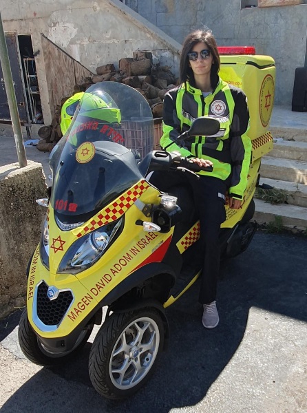 בלקיס אבו עואד, הדרוזית הראשונה על אופנוע מד"א