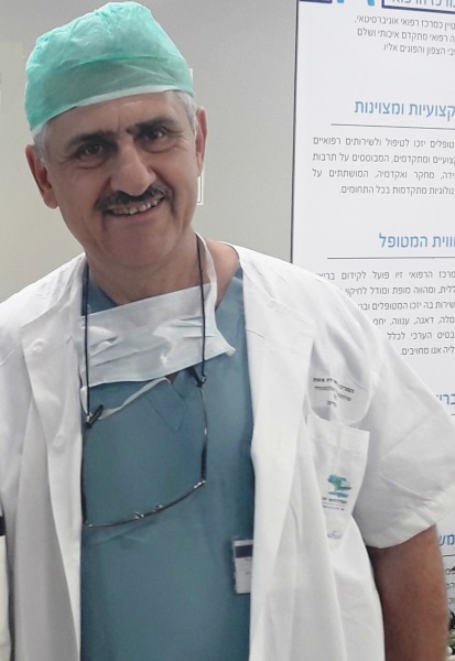 פרופ' אלכסנדר לרנר - מנהל המחלקה האורתופדית במרכז הרפואי זיו