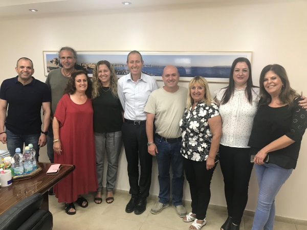 פרויקט משותף של עיריית עכו והביטוח הלאומי למיצוי זכויות עובדים יצא לדרך