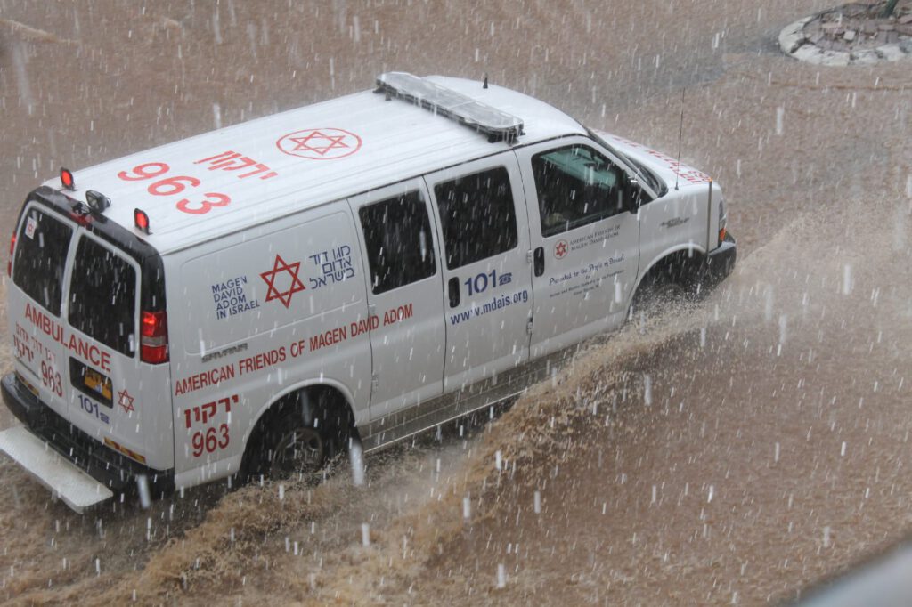 התנהגות לקראת ובמהלך המערכת החורפית