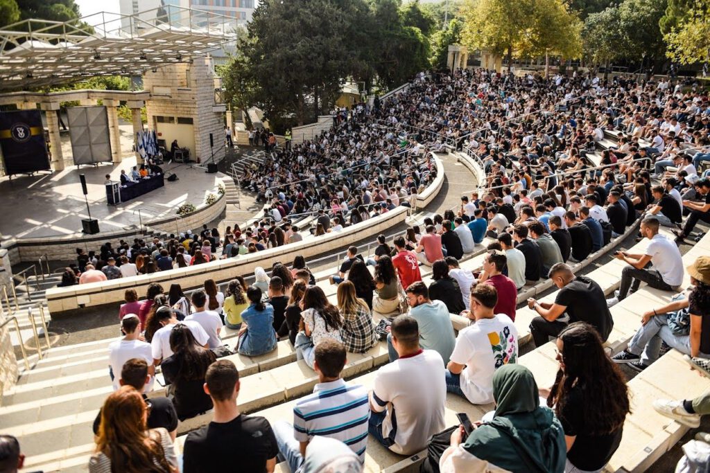 הסטודנטים והסטודנטיות החדשים היום בטקס פתיחת שנת הלימודים בטכניון.