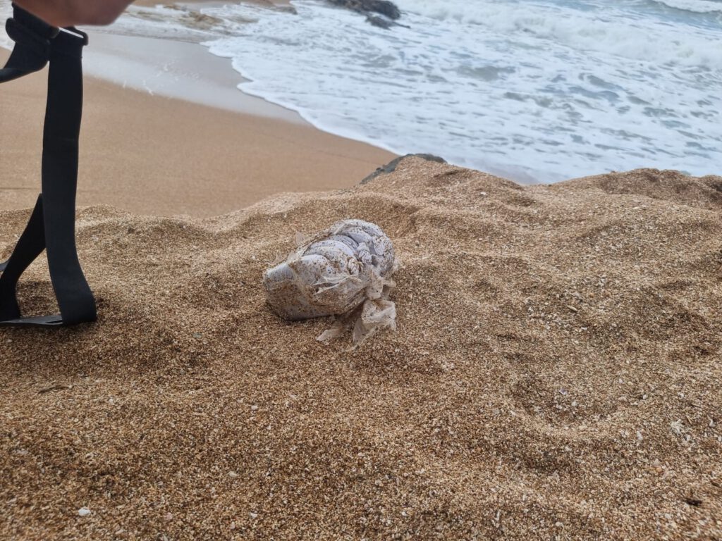 צילום החבילות שנמצאו: קרדיט: דוברות המשטרה