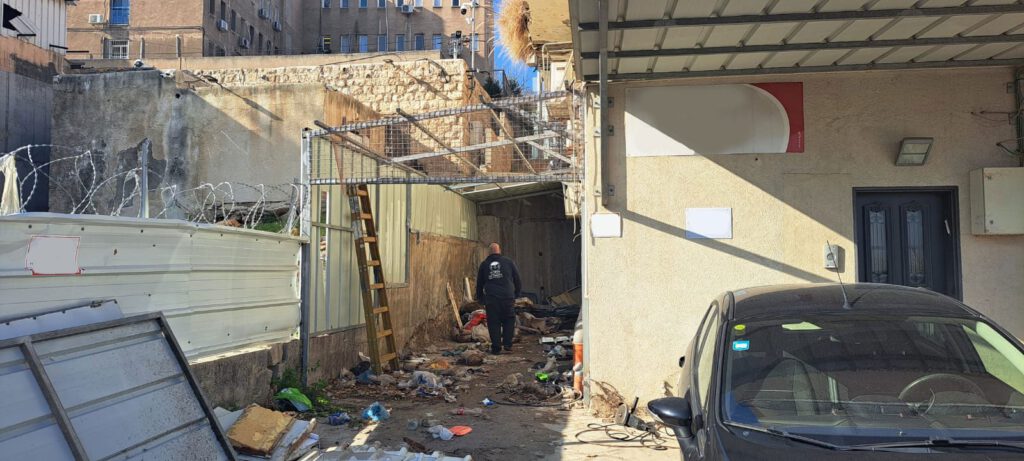 עיריית חיפה ביצעה הריסה למבנה בלתי חוקי נוסף שנבנה במתחם