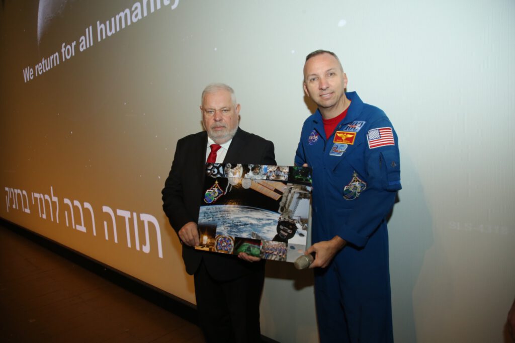 האסטרונאוט מנאס"א נחת בנוף הגליל