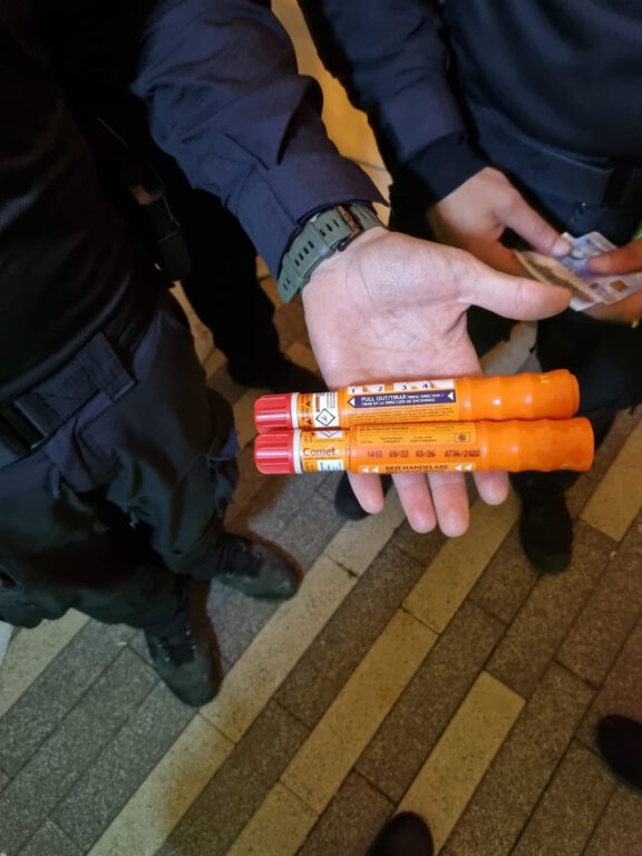 צילומים של כלי התקיפה שנתפסו וכן צילומים מהארוע: קרדיט: דוברות המשטרה: