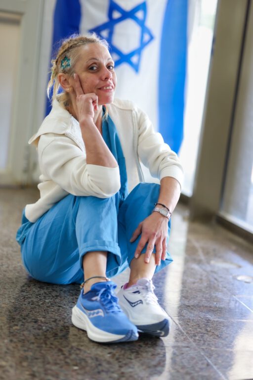 לינה פרמוט במדי אחות רמב"ם. צילום: הקריה הרפואית רמב"ם