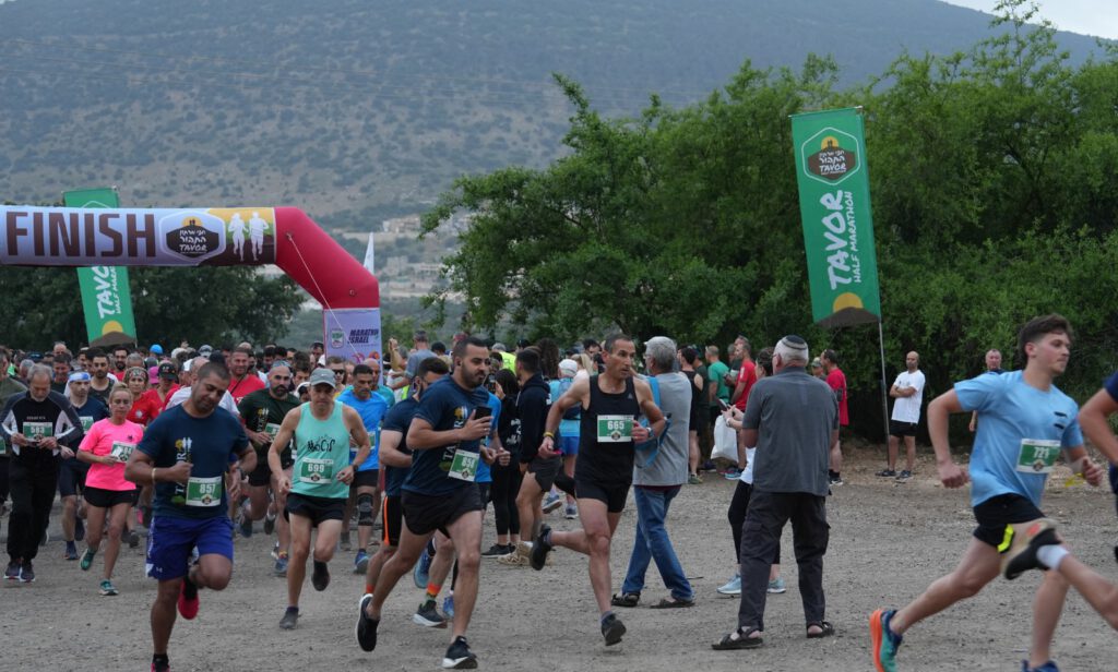 זינוק לחצי מרתון התבור - צילום תומר פדר