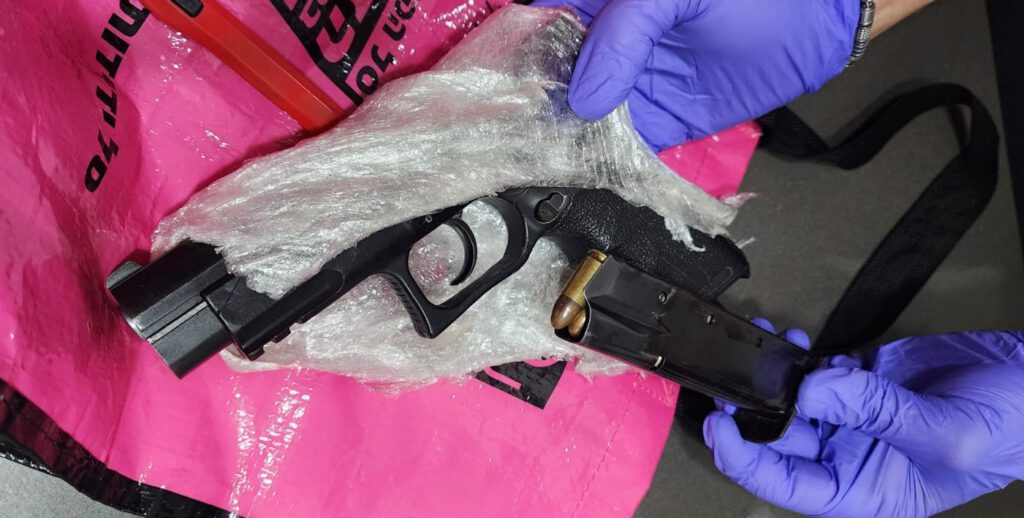 הנשק שנתפס קרדיט דוברות המשטרה