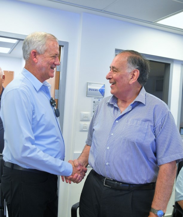 ח"כ גנץ, יו"ר המחנה הממלכתי וראש העיר, יונה יהב, צילומים: ראובן כהן, דוברות עיריית חיפה