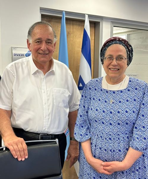 ראש עיריית חיפה, יונה יהב, השרה להתיישבות ולמשימות לאומיות, אורית סטרוק.