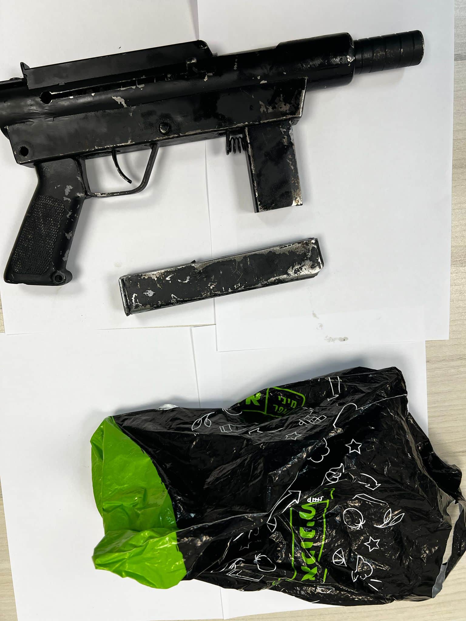 הנשק שנתפס קרדיט צילום דוברות המשטרה