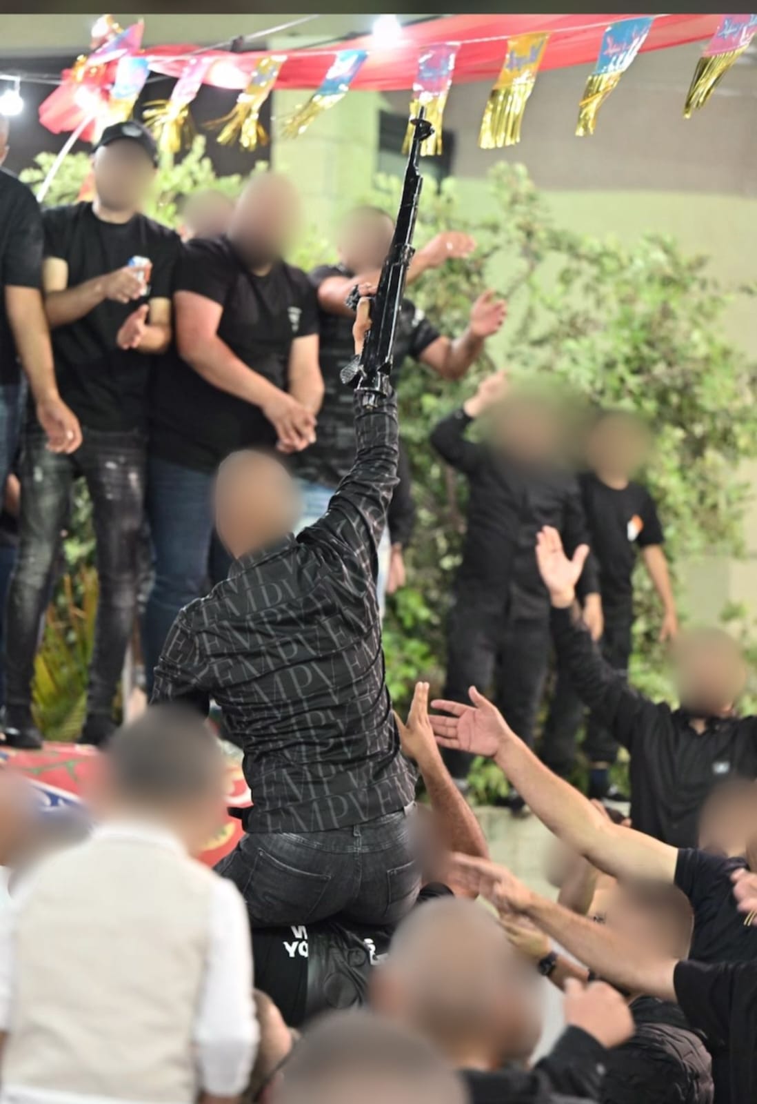 החתן אחוז בנשק, קרדיט דוברות המשטרה