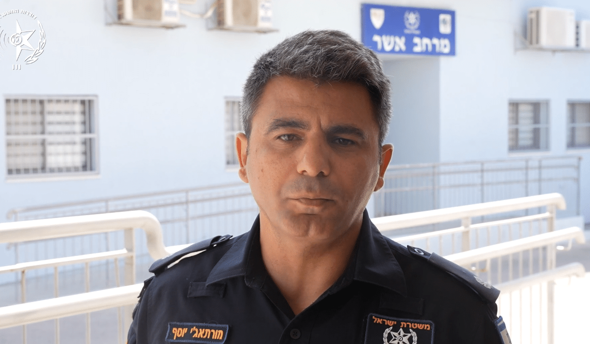 צ"ב סינק מפקד יל"פ אשר, רפ"ק מורטאג'י מרעי. קרדיט: דוברות המשטרה