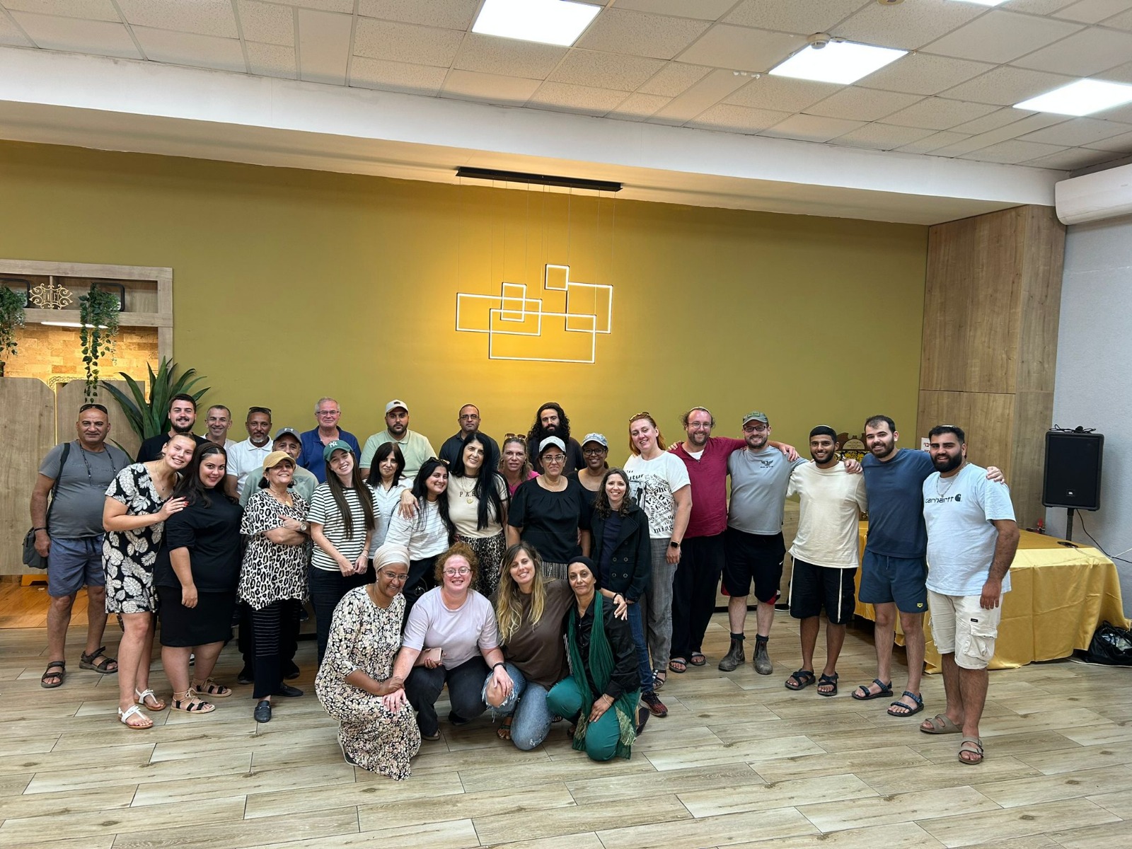 עובדי כפר הנוער "חסידים" יצאו לטיול גיבוש