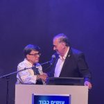 ראש עיריית חיפה יונה יהב הגיש את מועמדותו של המלחין החיפאי אפי נצר לפרס ישראל למפעל חיים