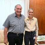 ראש עיריית חיפה יונה יהב קיים בלשכתו פגישת עבודה עם המנכ"לית הנכנסת של המרכז הרפואי רמב"ם, ד"ר מיכל מקל.