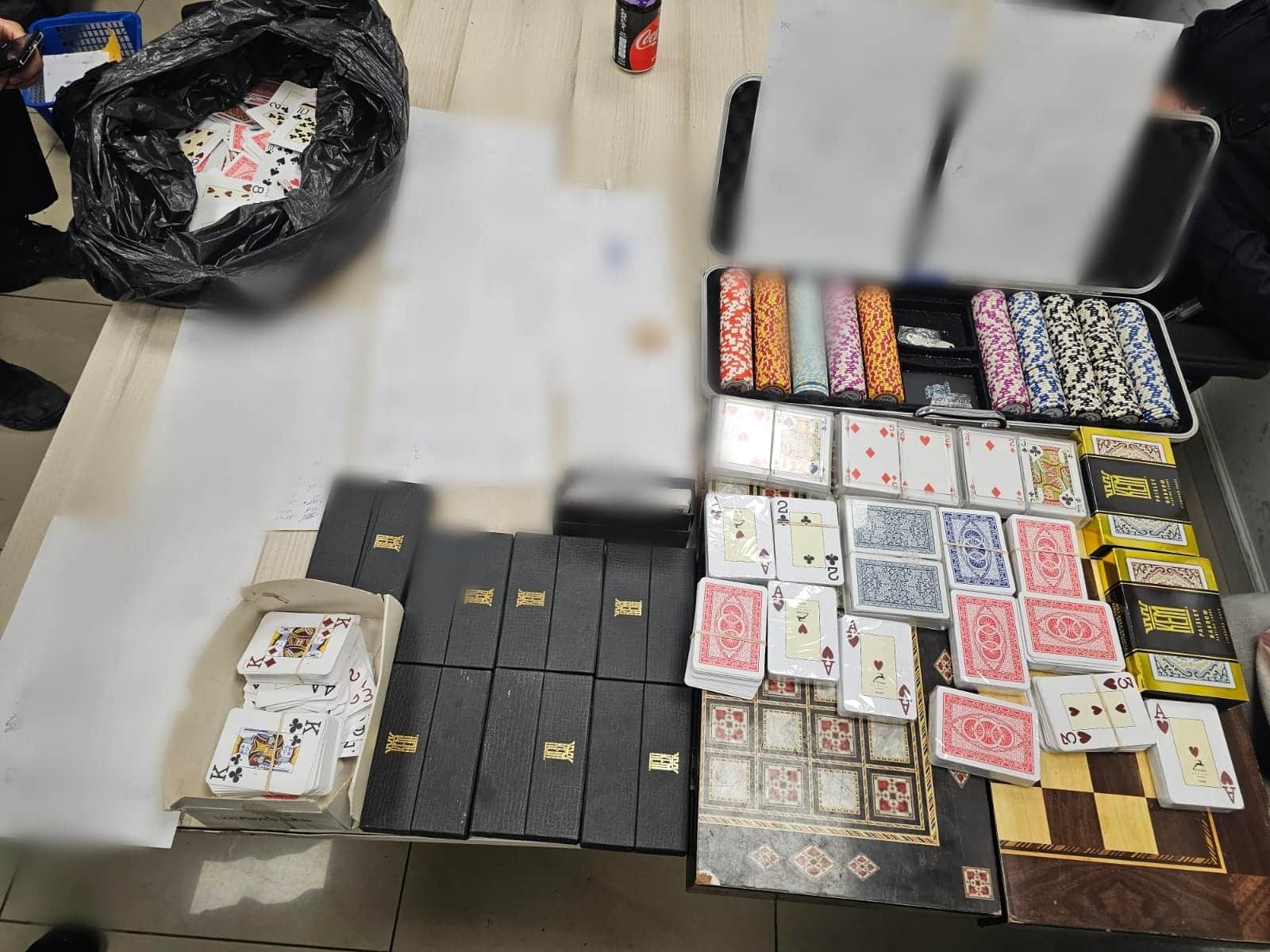 תיעוד ההימורים. מצ"ב תיעוד מהפעילות – קרדיט: דוברות המשטרה.