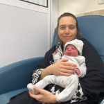 לא יכלה לחכות: התינוקת של השנה החדשה נולדה במיון