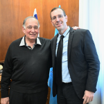 ראש עיריית חיפה, יונה יהב, נפגש אתמול בלשכתו עם הסטטיסטיקן הלאומי ומנהל הלשכה המרכזית לסטטיסטיקה, פרופ' ירון פלוס.