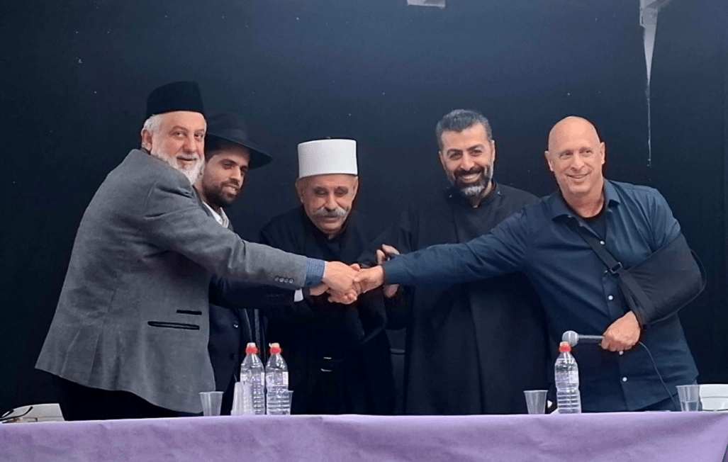 פאנל בהשתתפות האמיר מוחמד שריף (אחמדים), הרב יוסף (ישיבת יבנה), שייח ג'עאבר (עוספיה), האב דרייר (הכנסיה הארמנית), אופיר שדמי (מנהל בי"ס רעות לאומנויות), קרדיט תמונות: דוברות עיריית חיפה