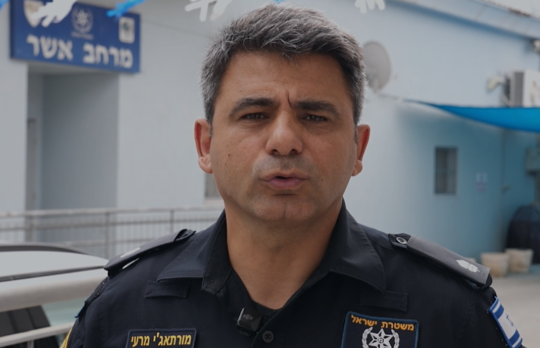 *מצ"ב סינק של מפקד יל"פ אשר במשטרה . רפ"ק מורתאג'י מרעי* קרדיט.: דוברות המשטרה