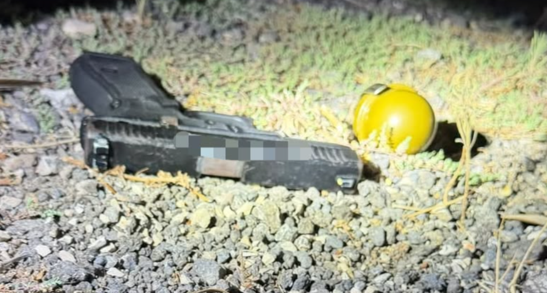 תמונה האקדח קרדיט: דוברות המשטרה